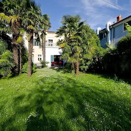 On The With A Splendid Garden Villa Mošćenička Draga