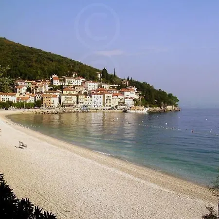 On The With A Splendid Garden * Mošćenička Draga