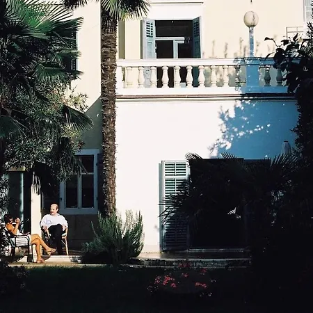 On The With A Splendid Garden Mošćenička Draga