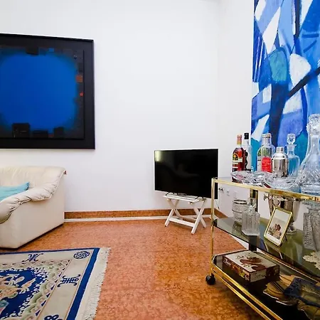 On The With A Splendid Garden Villa