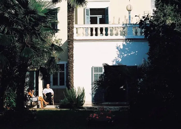 On The With A Splendid Garden Mošćenička Draga